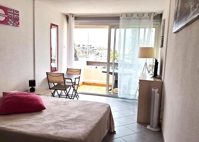 721, Port Nature 7 Au Village Naturiste * Agde