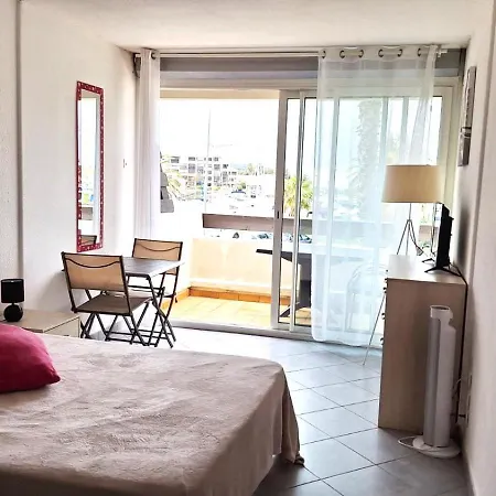 721, Port Nature 7 Au Village Naturiste * Agde